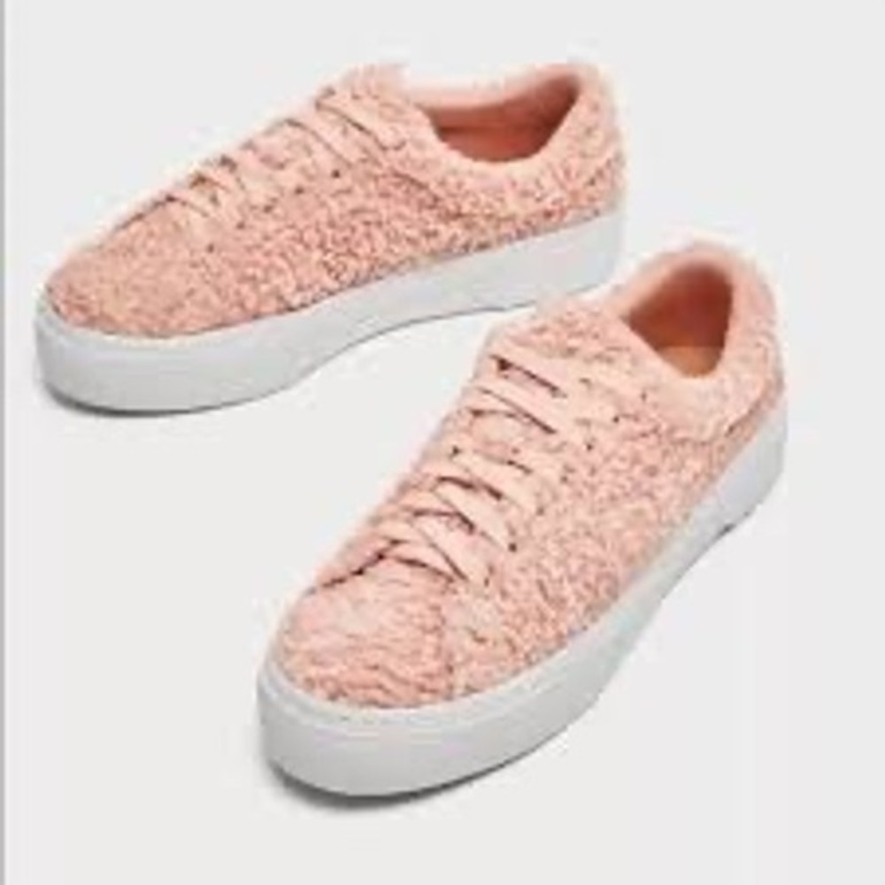 Zara Pink Sherpa Faux Fur Platform Sneakers Low Top Blush‎ EU 37 Size 7